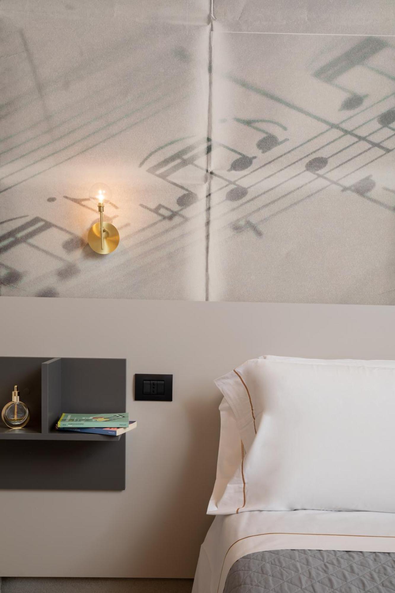 סאן תאודורו Theodore Rooms מראה חיצוני תמונה